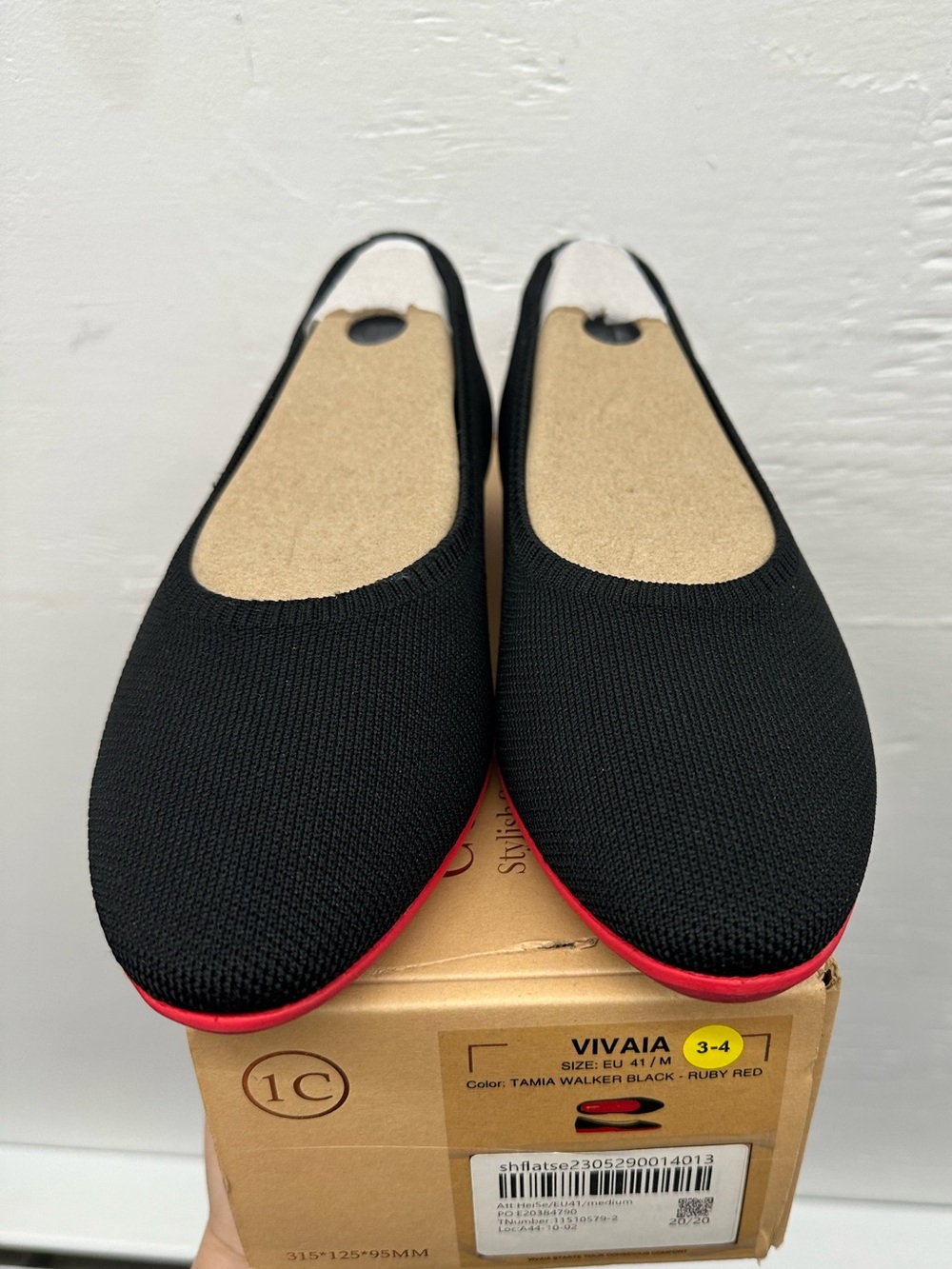 Vivaia Tamia Walker - Ruby Red